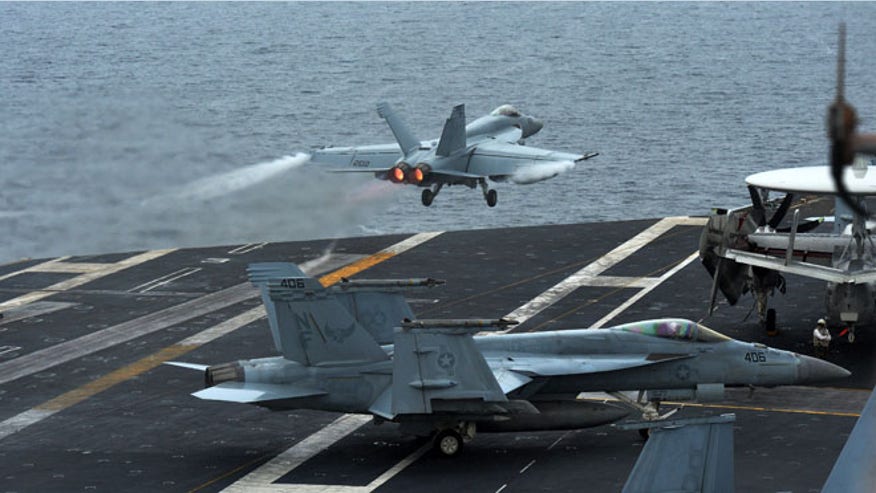 aircraft carrier_AP_660.jpg